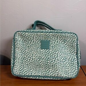 Tender Love + Carry Toiletry Weekender Bag‎ with Hanger Blue White Polka Dots